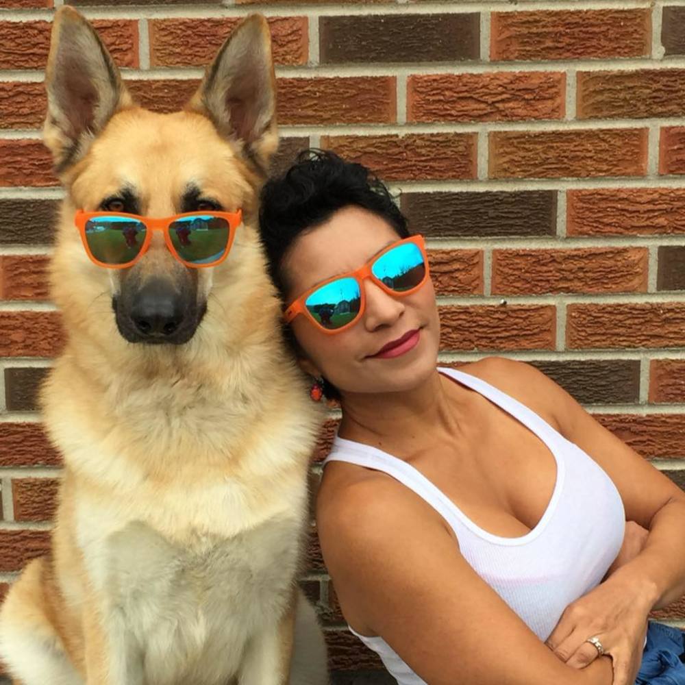 Meet your Posher, Gina